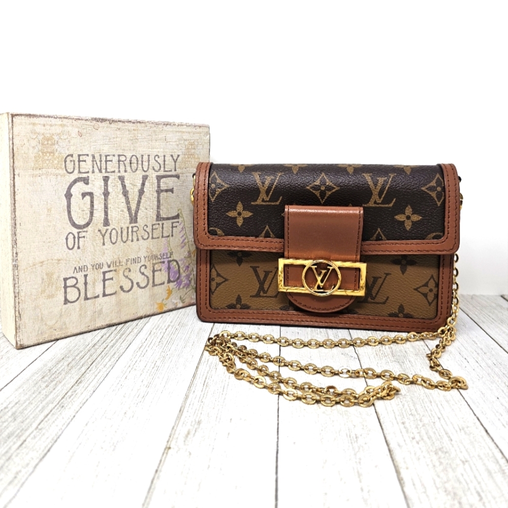 Louis Vuitton Crossbody With Chain
